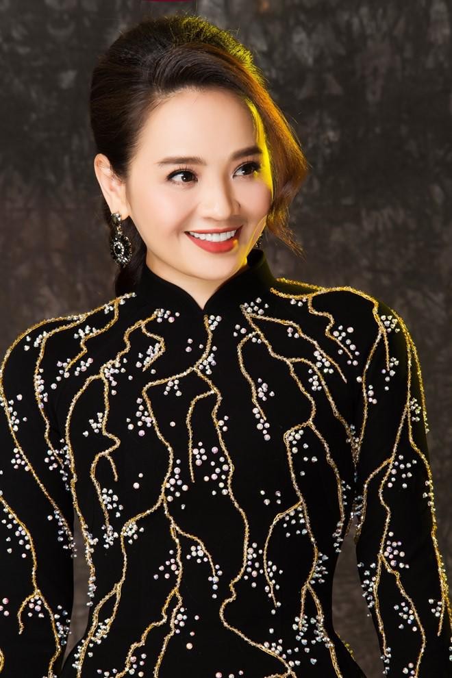 Niềm vui trong cuộc sống của nữ diễn viên là ở cạnh mẹ