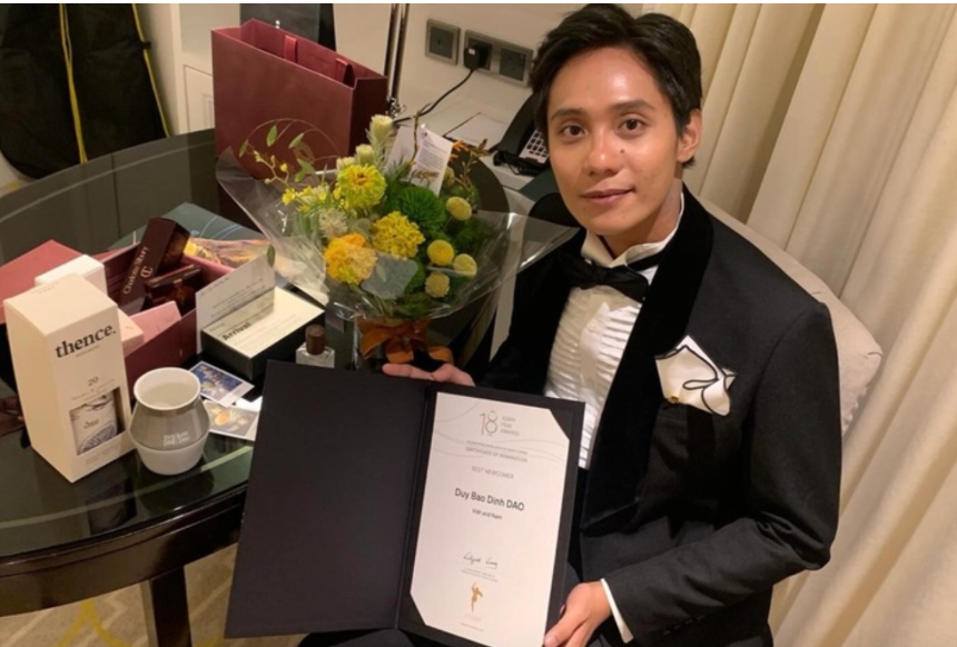 Sửu của 'Tử chiến trên không': Từ nhân viên khách sạn tới vai diễn để đời gây ấn tượng với khán giả