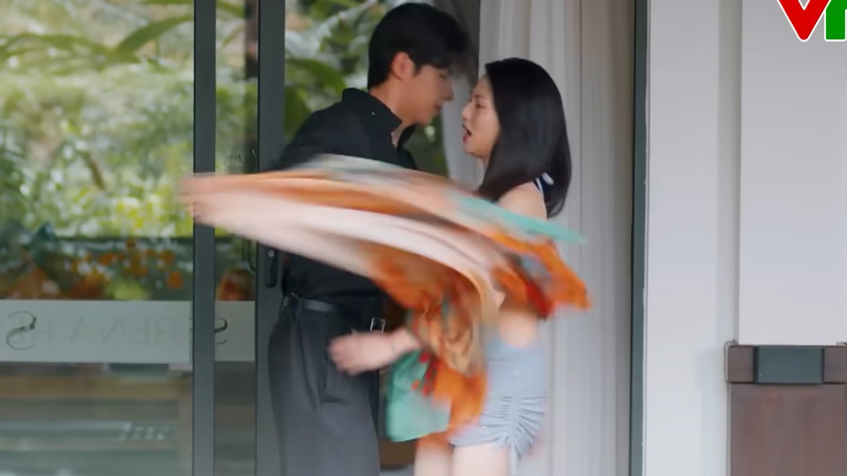 Khán giả chỉ trích gay gắt hình tượng 'tổng tài thô thiển' trong 'Gió ngang khoảng trời xanh'