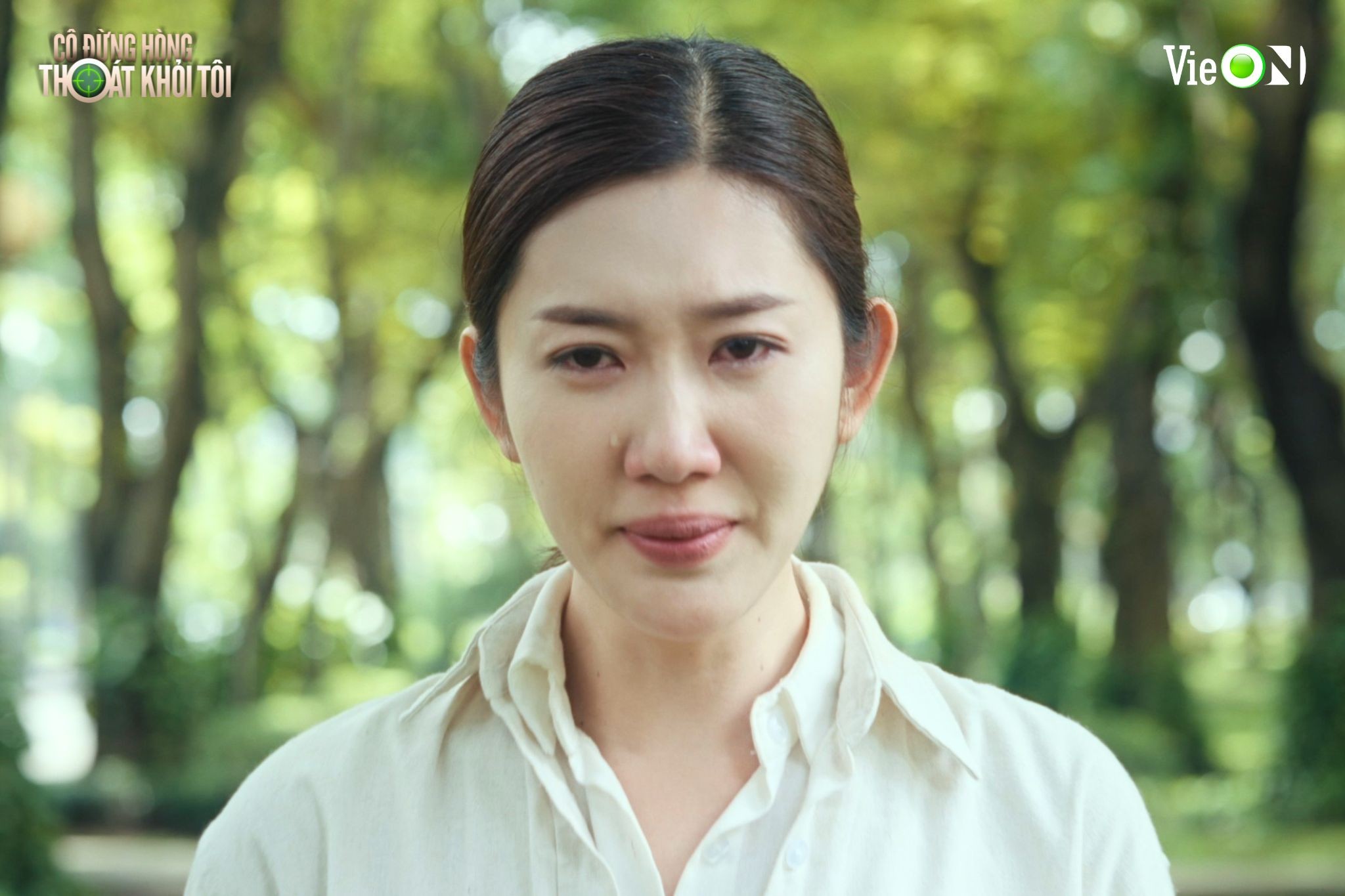 'Cô đừng hòng thoát khỏi tôi' tập cuối: Đỗ Nhật Hoàng xúc động khi xem video Lê Phương tự sát