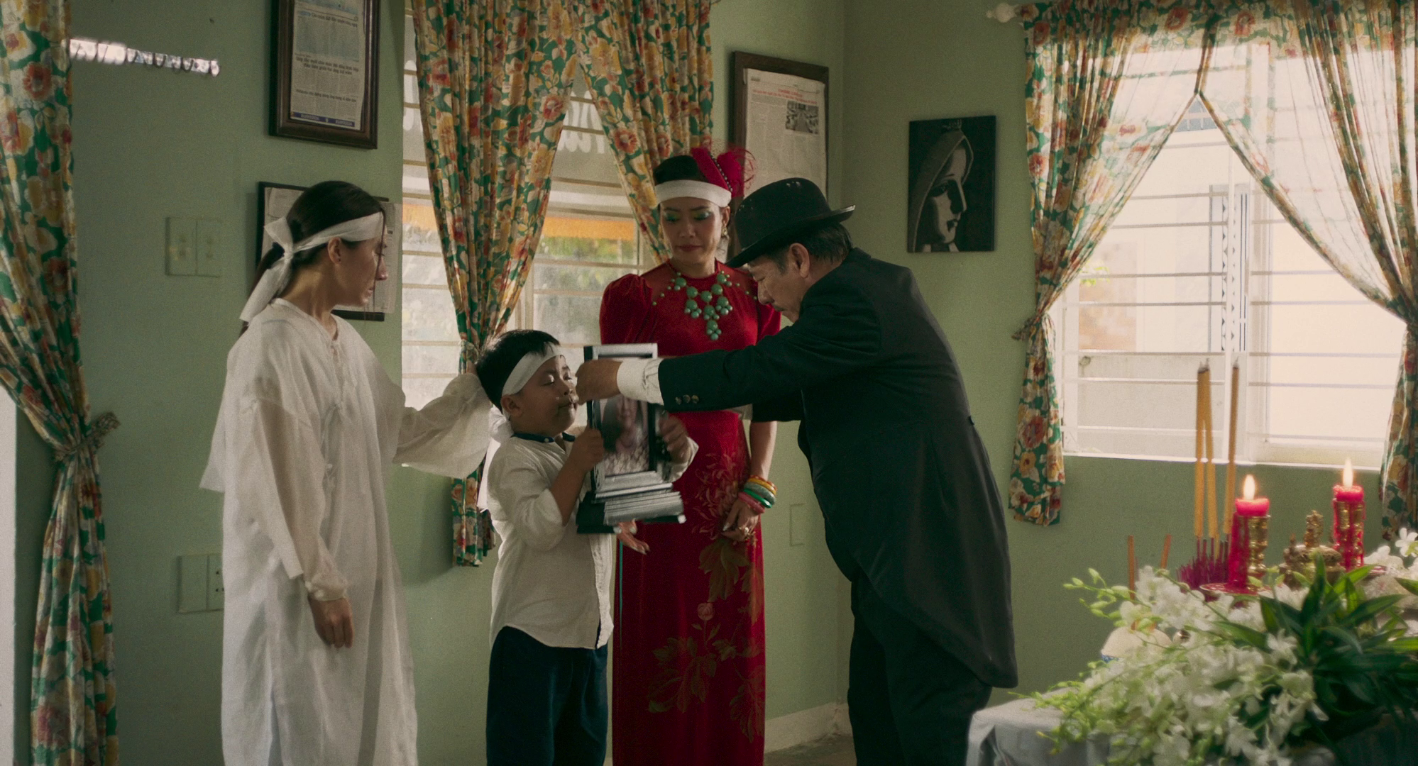 'Phá đám: Sinh nhật mẹ' tung trailer gây sốc: Ái Như cùng con trai đang âm mưu điều gì?