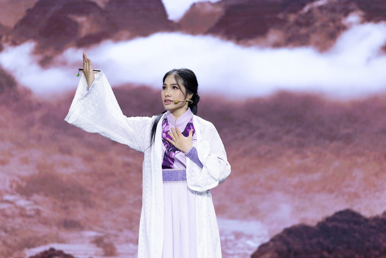 'Chinh phục đam mê' tập 5: NSƯT Hạnh Thúy khuyên thí sinh nên dành nhiều sức hơn vào nhân vật