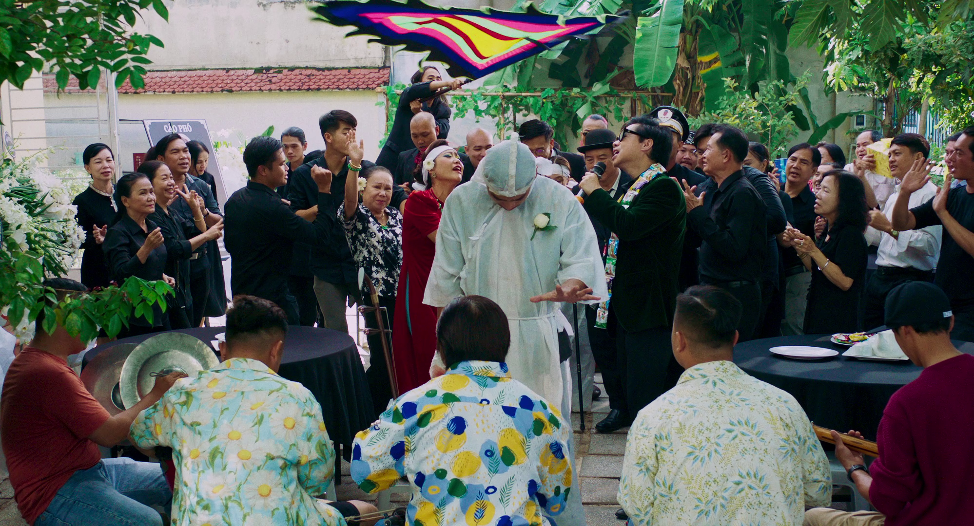 'Phá đám: Sinh nhật mẹ' tung trailer gây sốc: Ái Như cùng con trai đang âm mưu điều gì?