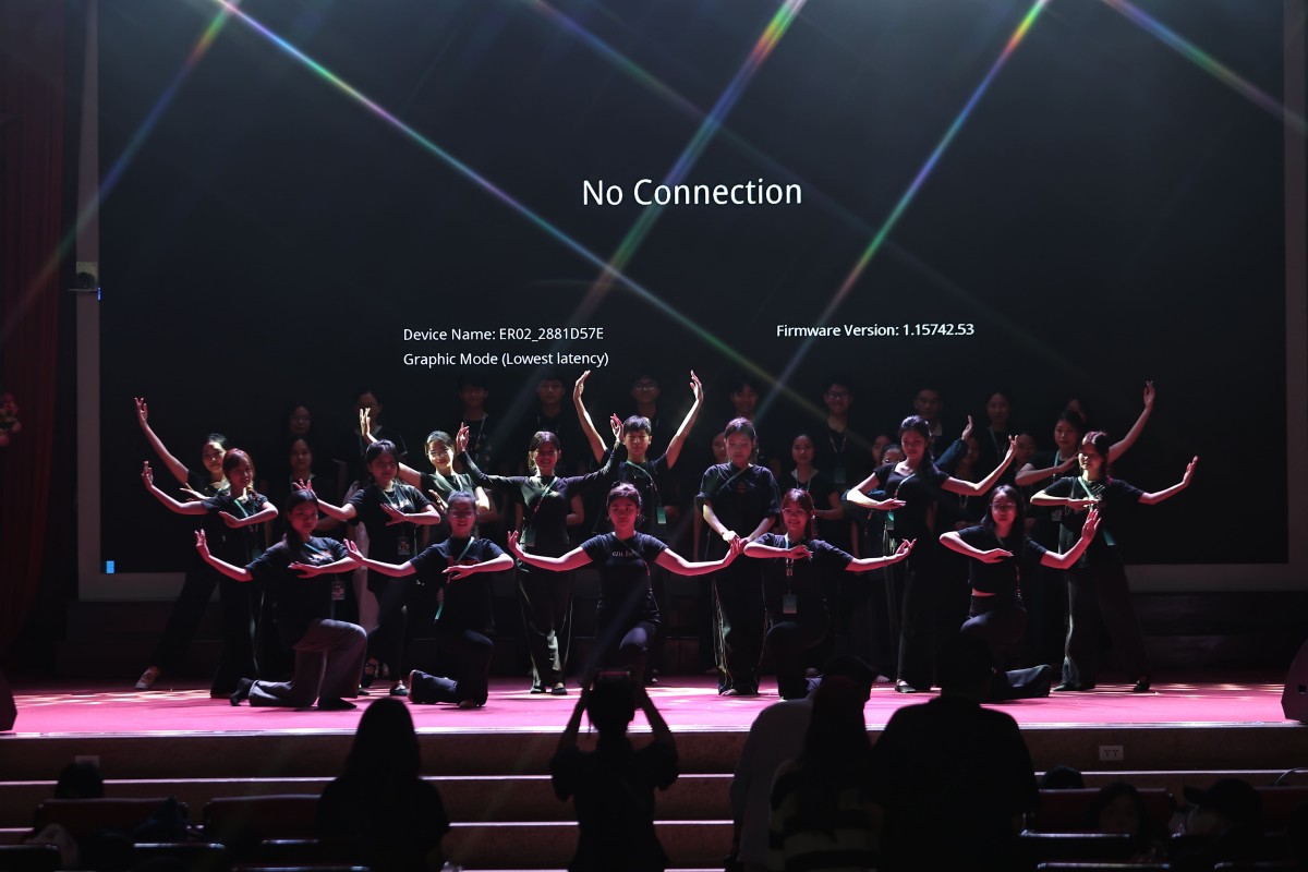 Sôi động không khí đêm Tổng duyệt trước thềm nhạc hội Spotlight 2025