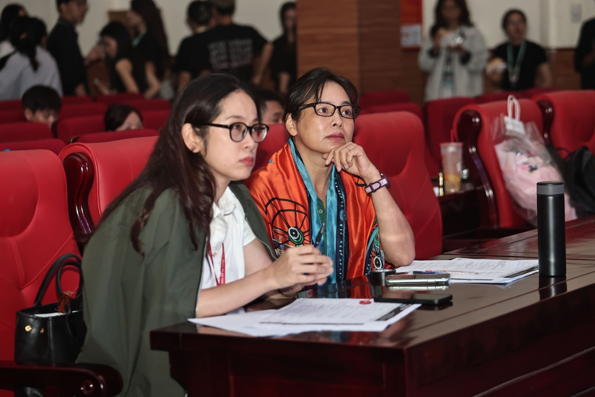 Sôi động không khí đêm Tổng duyệt trước thềm nhạc hội Spotlight 2025