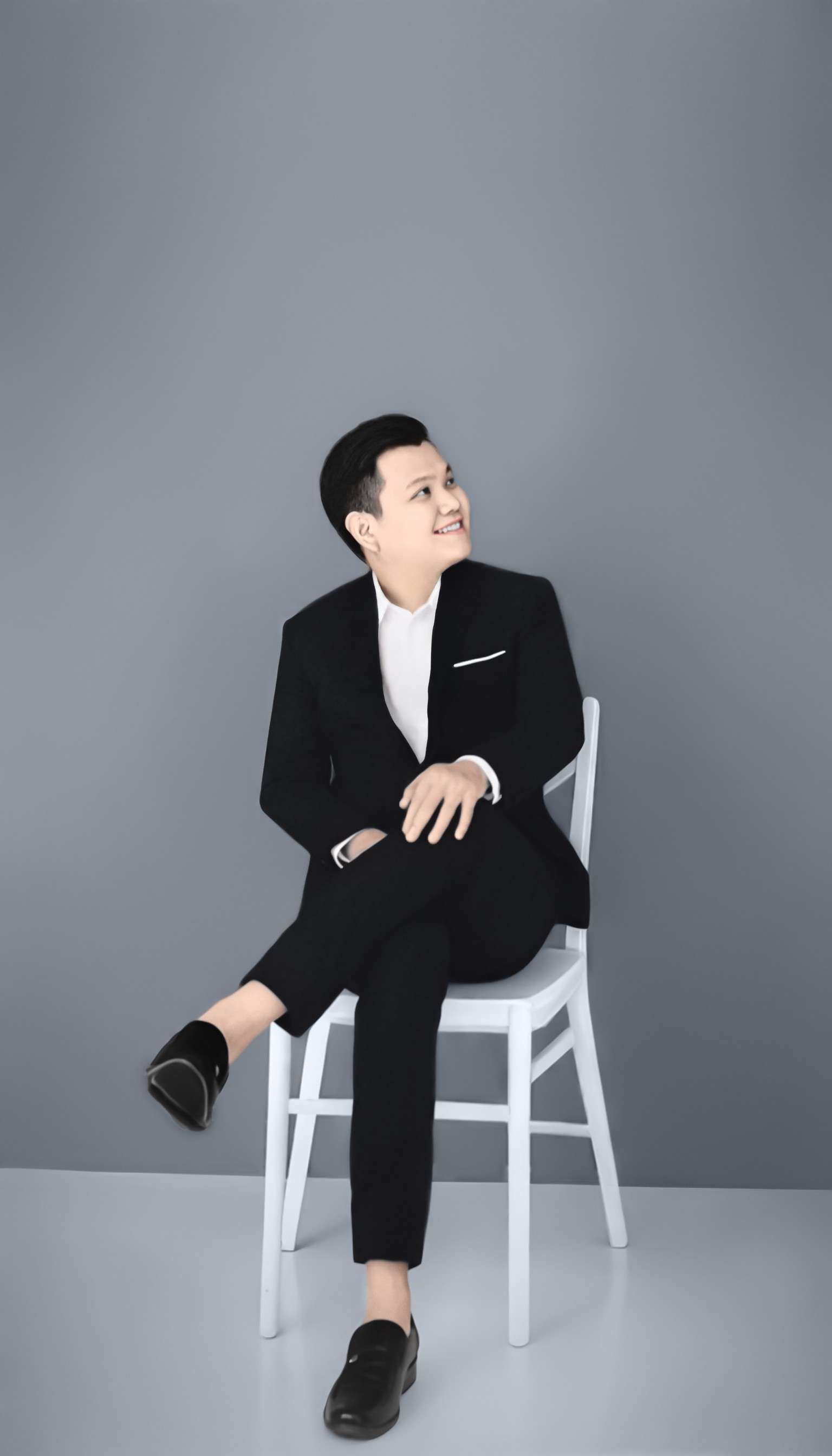 Ca sĩ Ngô Đạt kết hợp cùng nhạc sĩ Trương Minh và producer Mr.Dia cho ra mắt MV 'Tháng sáu năm ấy'