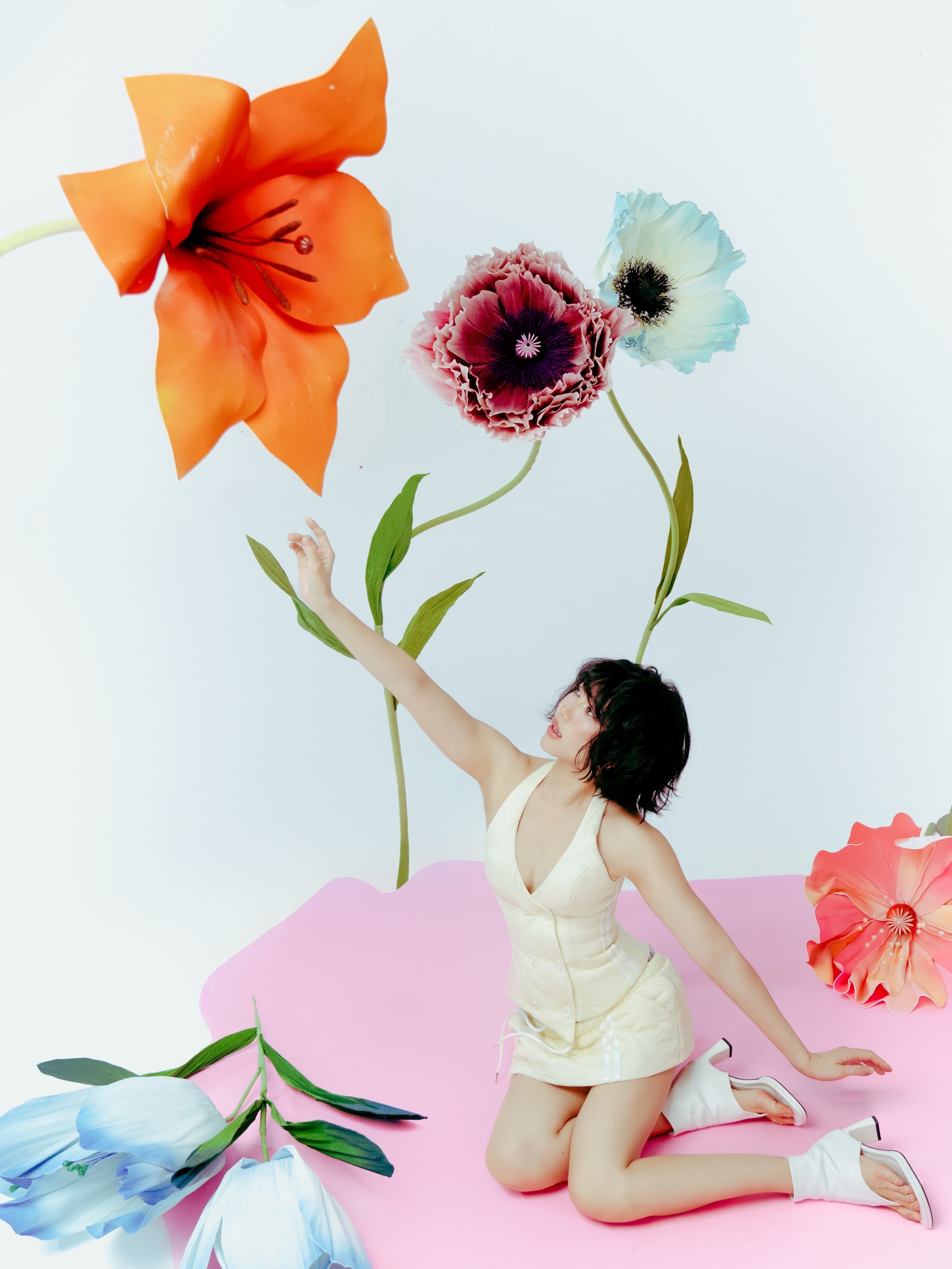 Diệu Nhi hóa 'nữ thần hoa' trước thềm 20/10