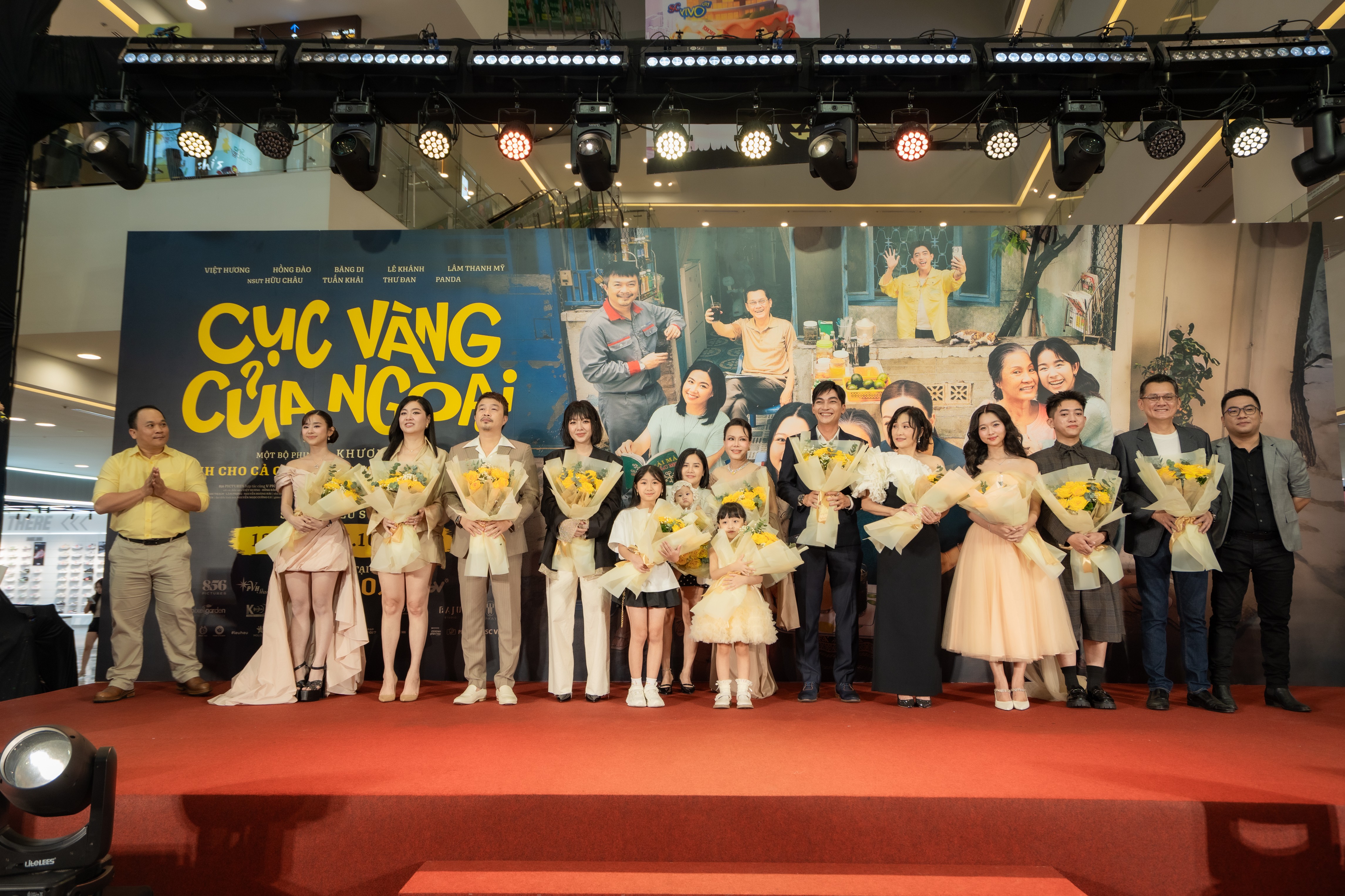 'Cục vàng của ngoại': Cung trầm lắng về sự hy sinh, yêu thương đầy ý nghĩa của người phụ nữ Việt