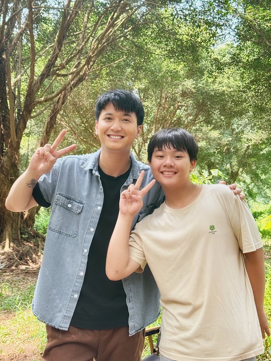 'Cách em 1 milimet': Nơi ký ức tuổi thơ ùa về