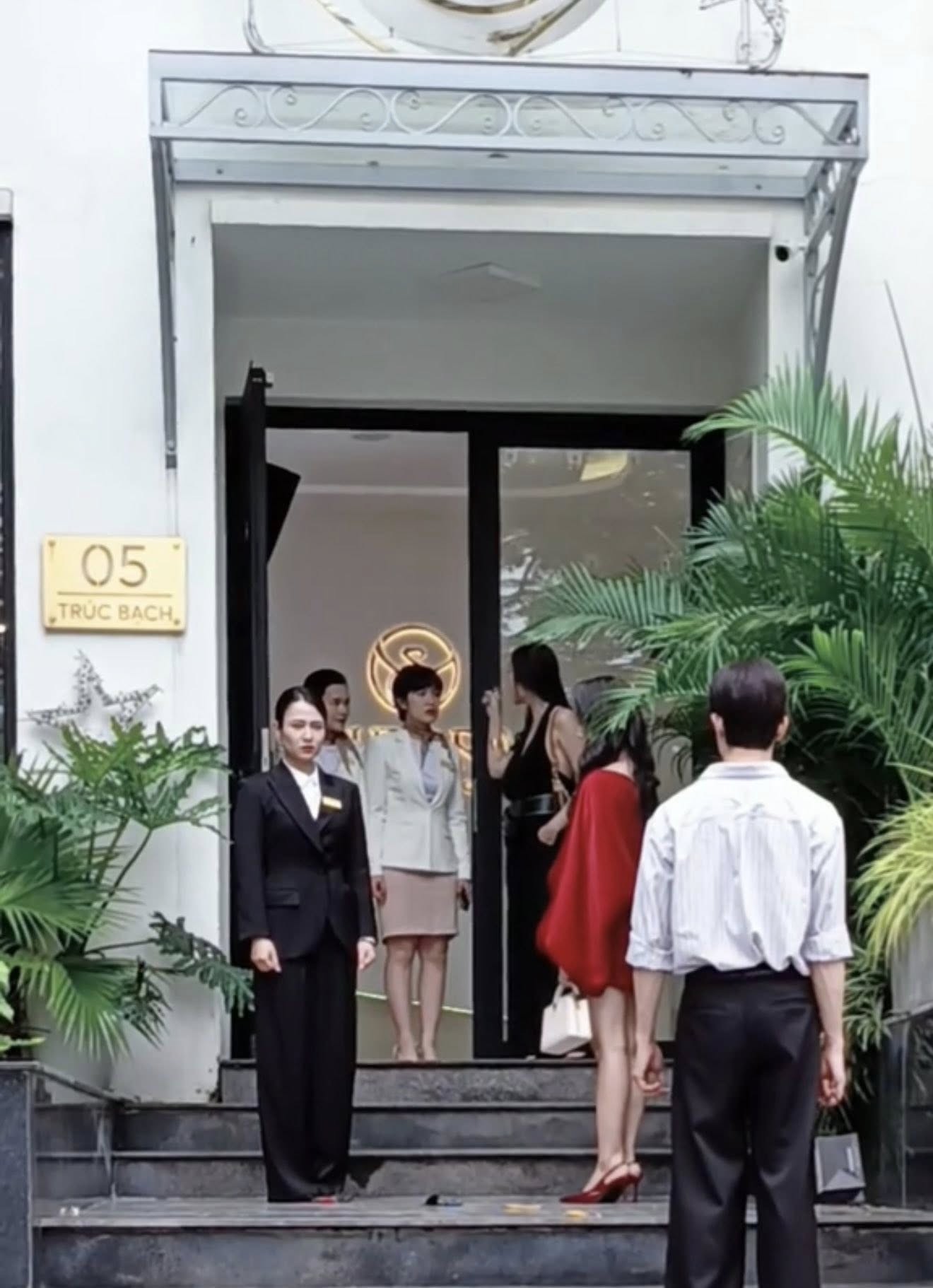 Phương Oanh: 'Tôi cũng thấy chạnh lòng và có chút cảm giác có lỗi với con'