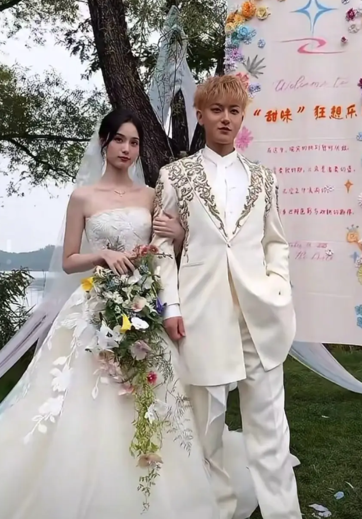 Đám cưới Hoàng Tử Thao - Từ Nghệ Dương gây sốt với những khoảnh khắc 'độc lạ'