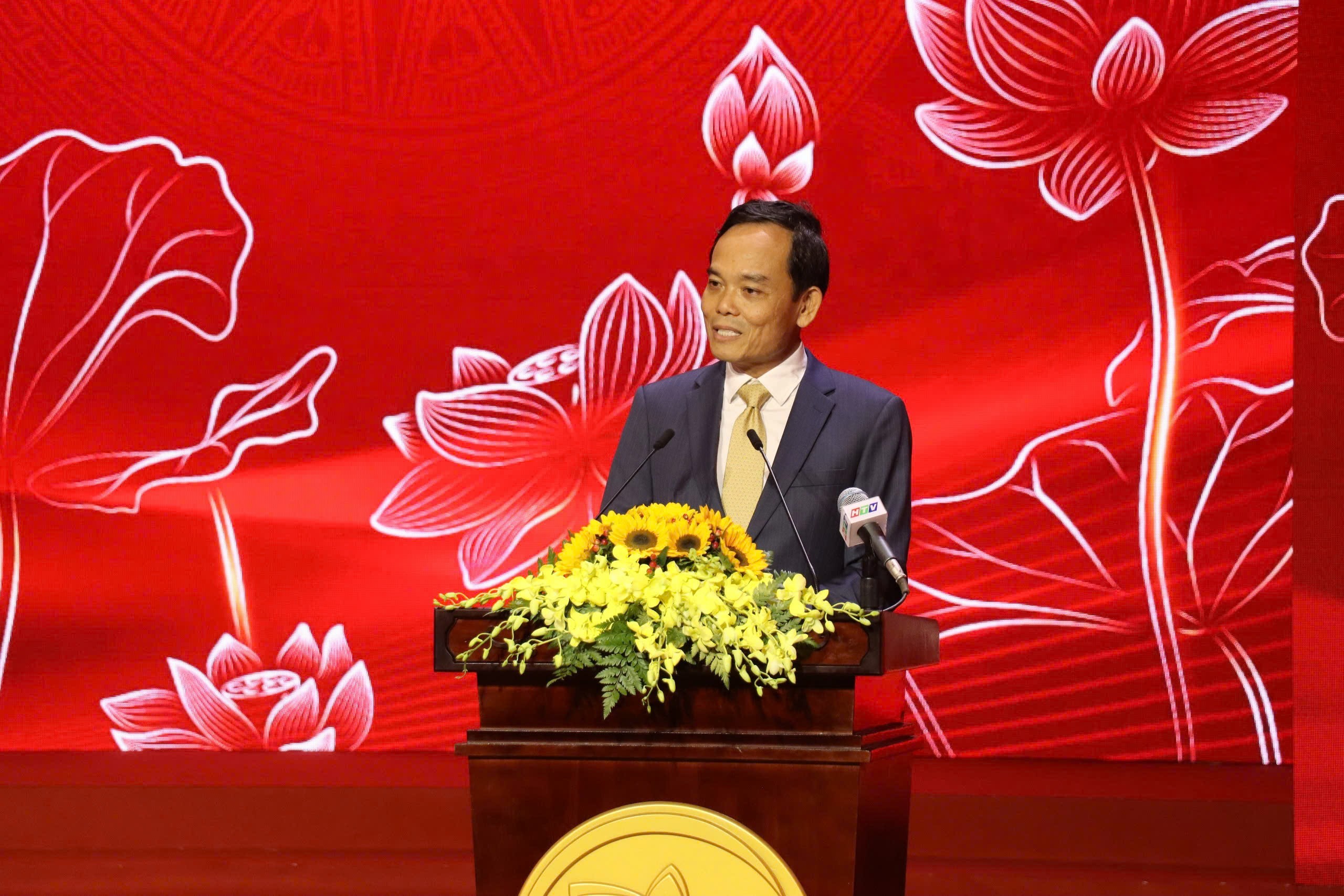 Dấu ấn hành trình 50 năm Văn học, Nghệ thuật TP. Hồ Chí Minh