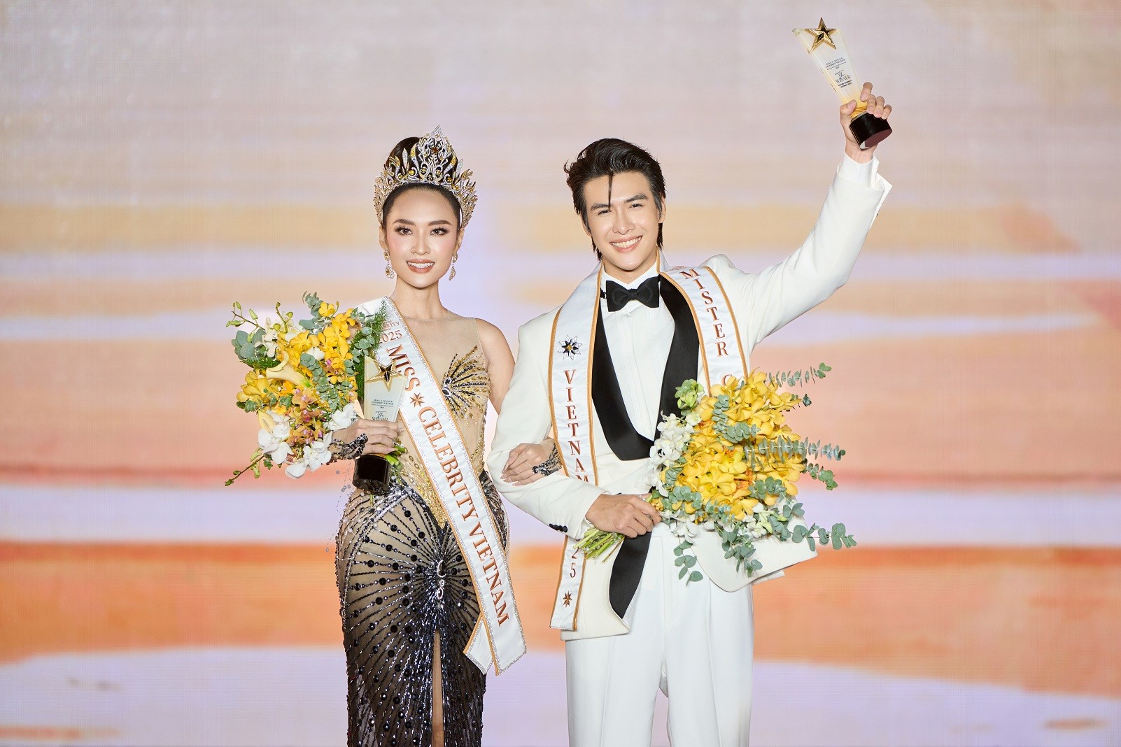 Nguyễn Đình Tuấn Kiệt và Trần Trân Mỹ Linh đăng quang 'Miss & Mister Celebrity Vietnam 2025'