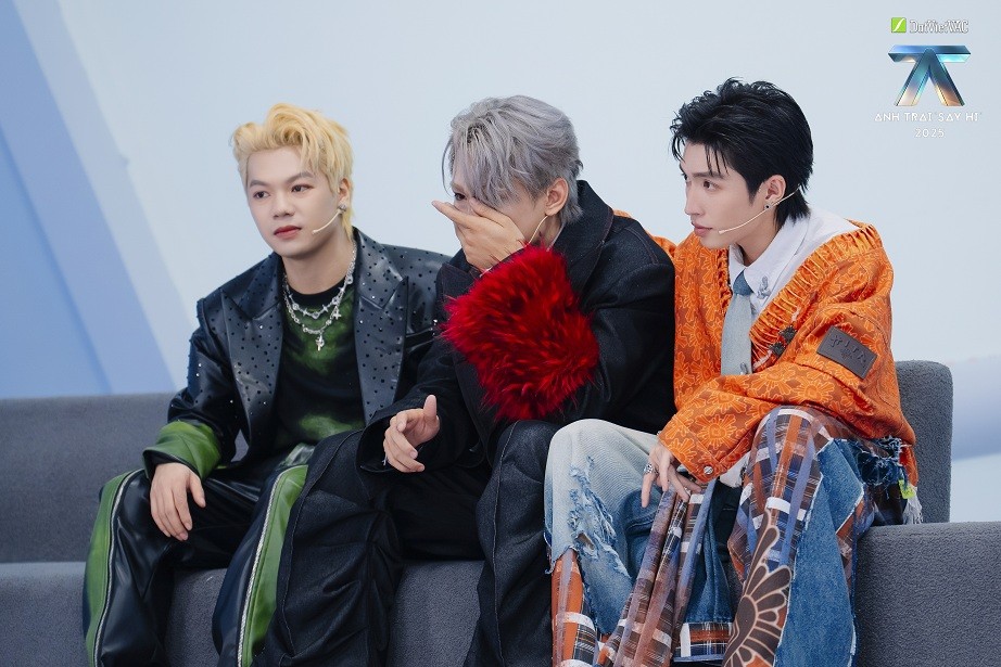 'Anh trai 'Say Hi' 2025' tập 5: Từ những giọt nước mắt đến tiếng cười, Live Stage 2 khép lại trọn vẹn với 30 Anh trai cùng bước tiếp