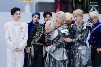 'Anh trai 'Say Hi' 2025' tập 5: Từ những giọt nước mắt đến tiếng cười, Live Stage 2 khép lại trọn vẹn với 30 Anh trai cùng bước tiếp