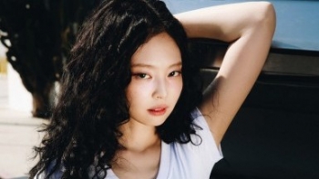 Jennie bị chê 'phân tâm' vì vũ công nam trong concert BlackPink Đài Loan