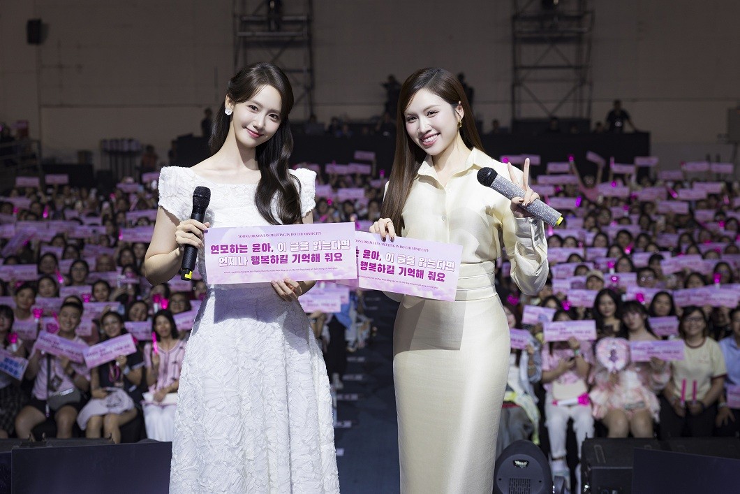 MC Thanh Thanh Huyền ghi điểm khi giới thiệu văn hóa Việt Nam tại Fan meeting của YoonA (SNSD)