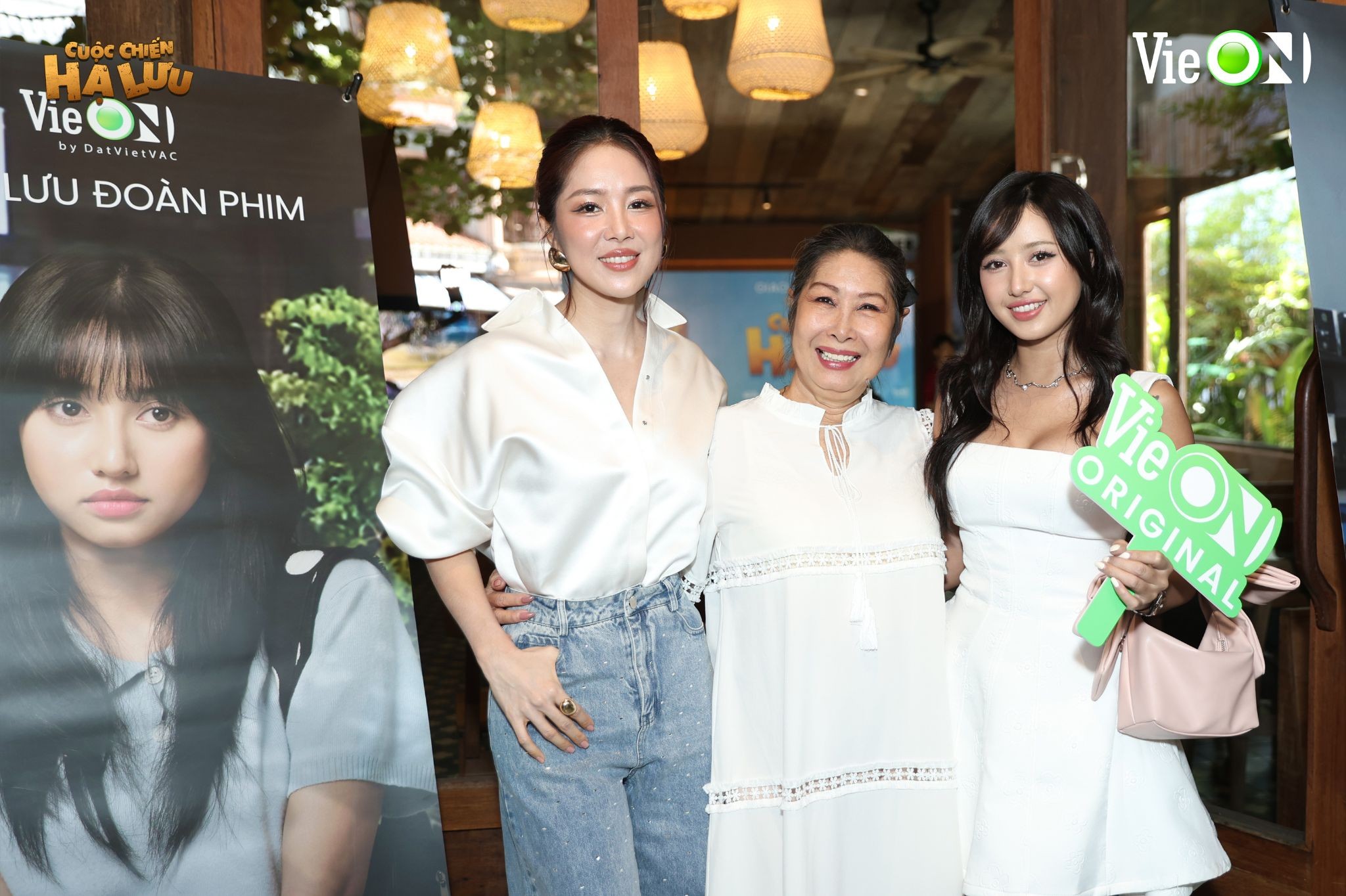 'Cuộc chiến hạ lưu': Lê Phương nhiều lần 'đứng hình' trước những câu thoại ứng biến bất ngờ của Thái Hòa