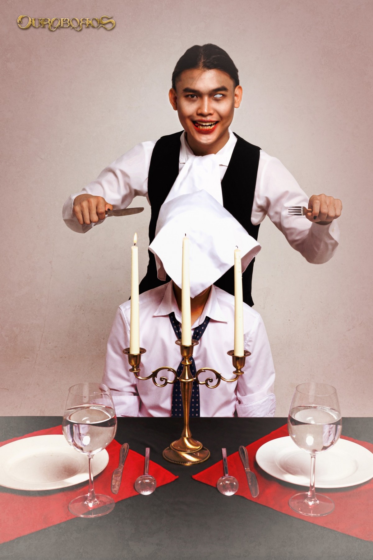 Giải mã bộ ảnh chủ đề của Halloween trường Báo