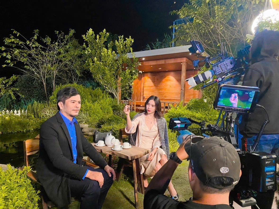 'Góc khuất': Hành trình đối lập giữa vẻ ngoài hào nhoáng và bản chất thật của con người