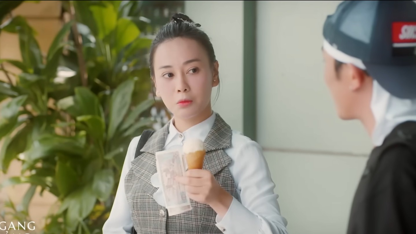 Cảnh hồi tưởng của Phương Oanh trong 'Gió ngang khoảng trời xanh' gây tranh cãi