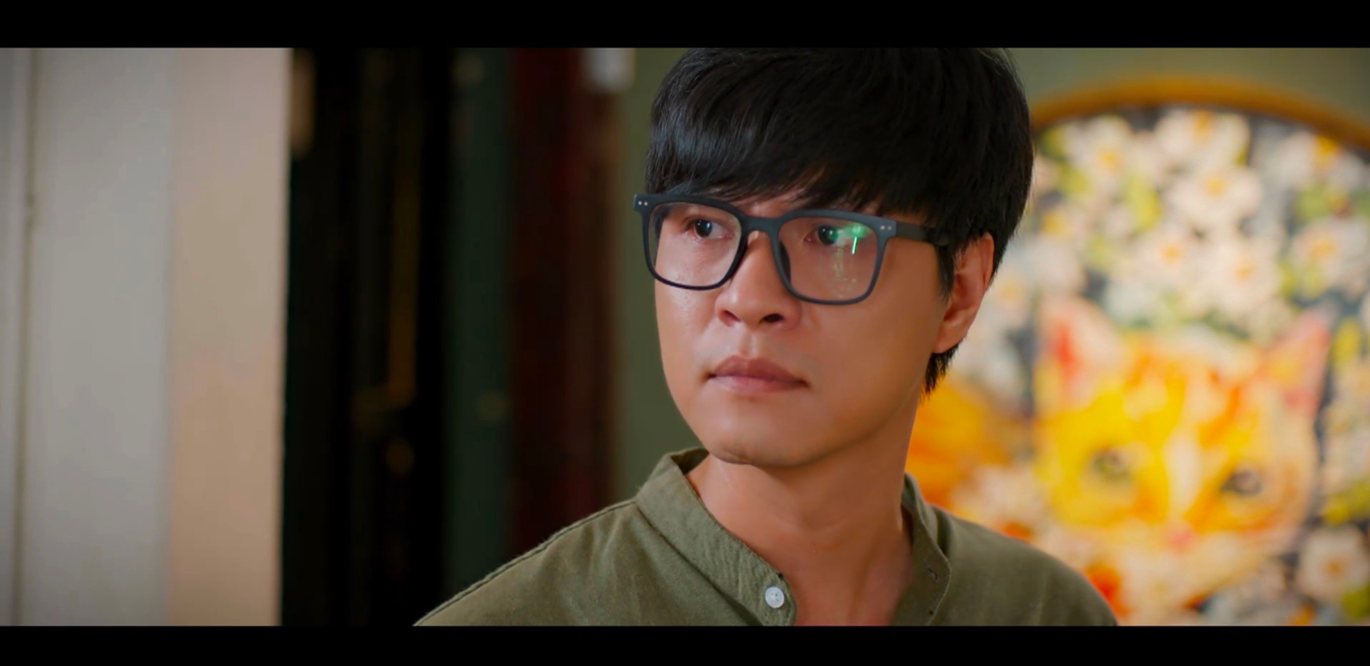 Tô Dũng nói gì về 'thảm họa diễn xuất' Denis Đặng và cảnh tắm gây tranh cãi của Doãn Quốc Đam?