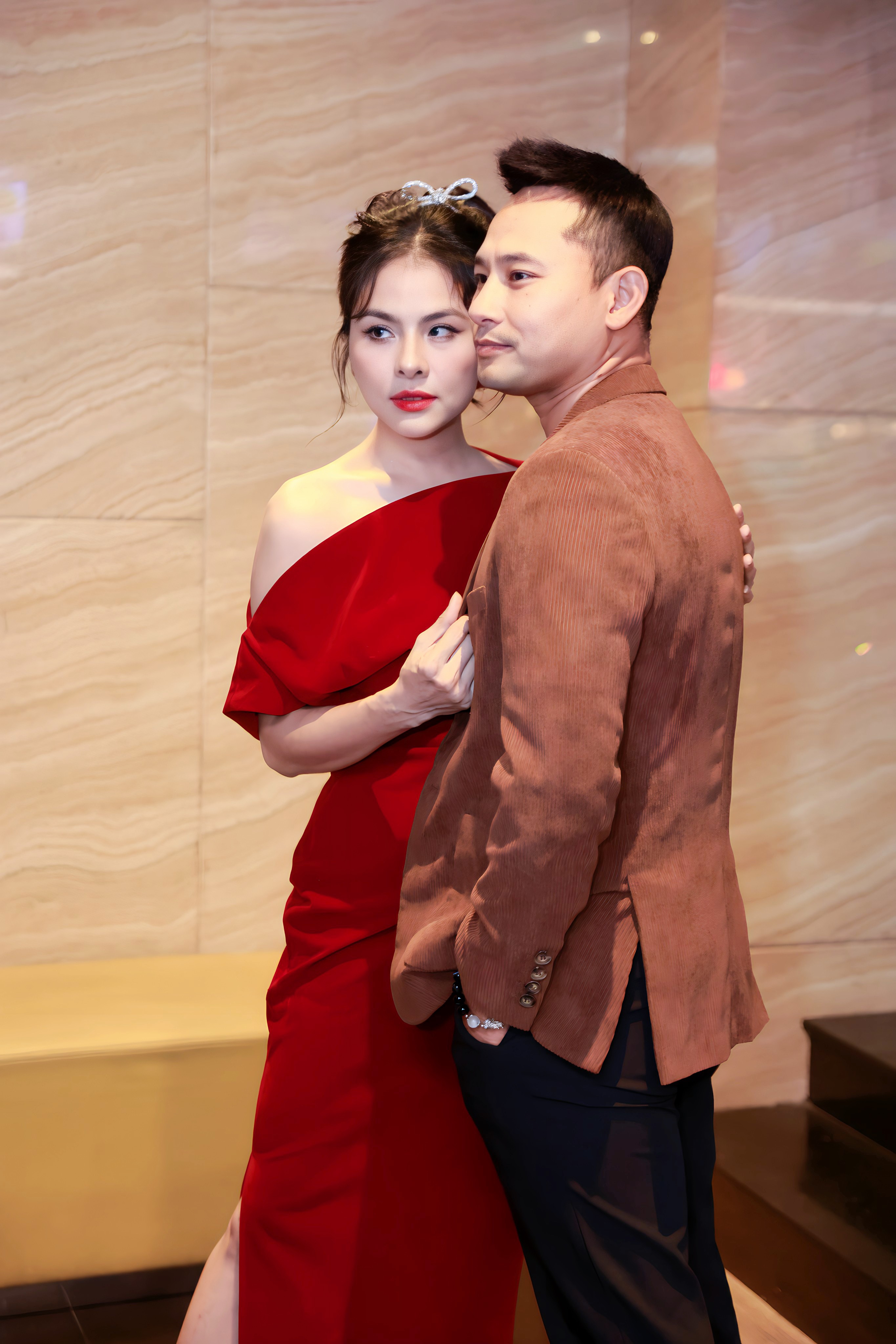 Đạo diễn Trương Dũng: Tôi muốn kể yếu tố dân gian ngẫu nhiên từ cái khạp trở thành sự tất nhiên ở cuộc sống gia đình trong 'Nhà ma xó'