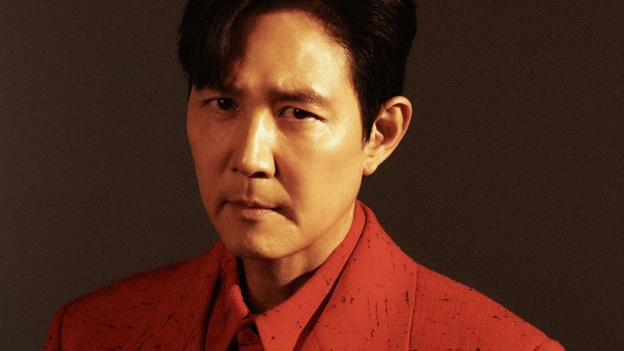 Lee Jung Jae bị kẻ xấu mạo danh lừa đảo người hâm mộ