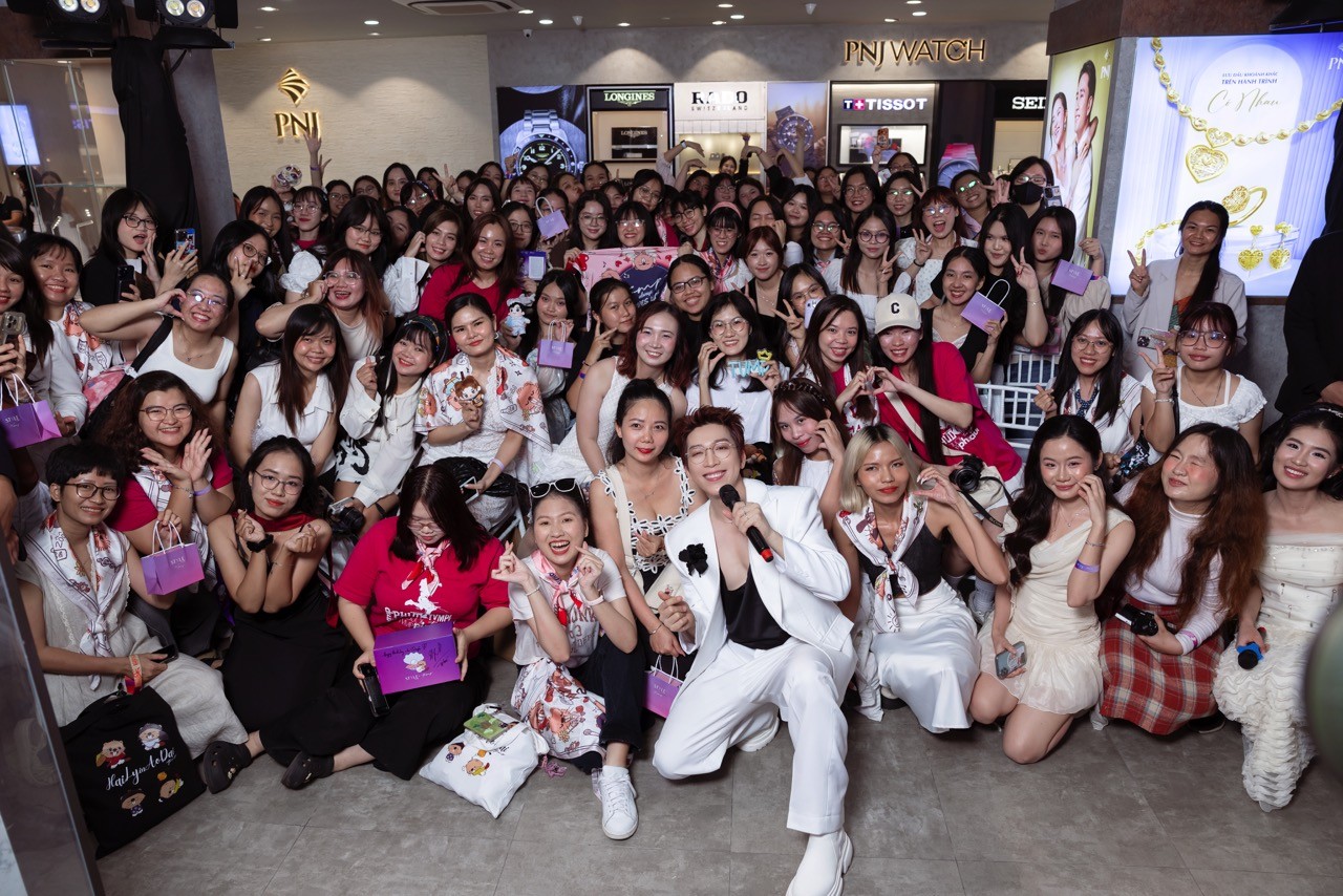 Tăng Phúc lần đầu thiết kế trang sức như 'cá gặp nước', khoe BST 'Ngọc trai nhỏ' tặng fan