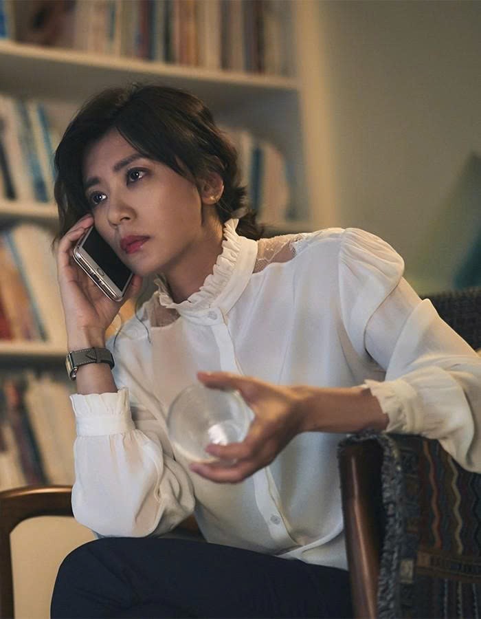 Mỹ nhân ‘Ỷ Thiên Đồ Long Ký’ tái xuất đầy nội lực trong vai luật sư của ‘Hồi Hồn Kế’