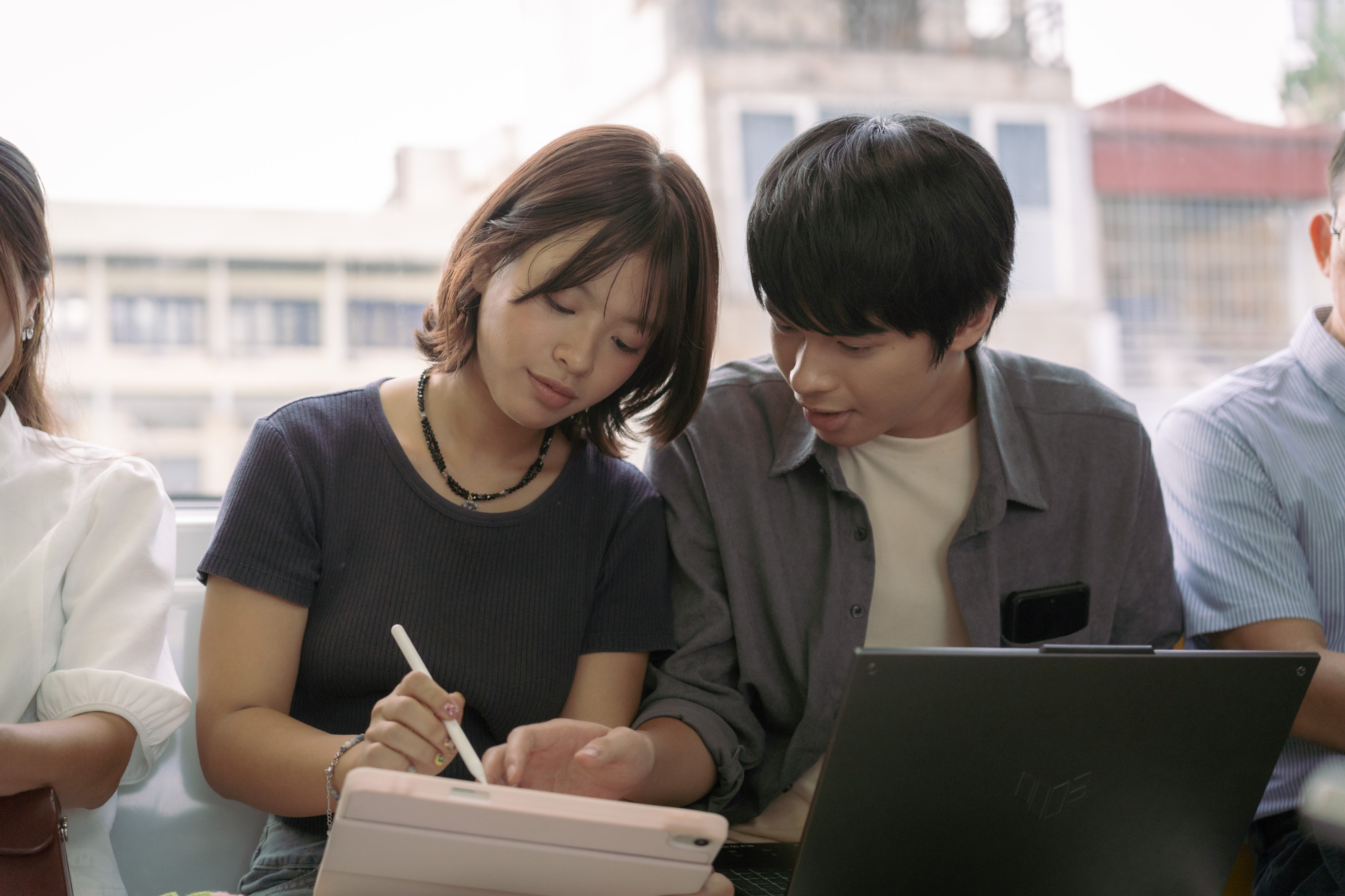 Ái nữ của NSƯT Chiều Xuân giảm hơn 10kg để đóng phim 'Bà đừng buồn con'