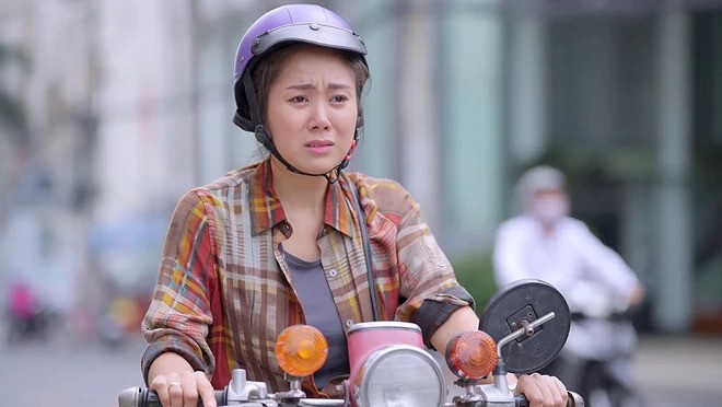 Lê Phương: Từ 'Nữ hoàng nước mắt' màn ảnh đến Quý cô sành điệu ngoài đời thực Lê Phương: Từ 'Nữ hoàng nước mắt' màn ảnh đến Quý cô sành điệu ngoài đời thực