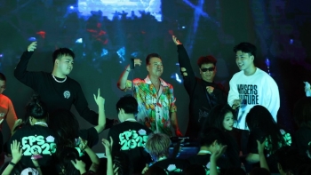 Đã tai với bộ đôi DJ Huy DX và MC Millic tại đêm nhạc 'FPS 2025 - Sen’s Sen’s Resonance'