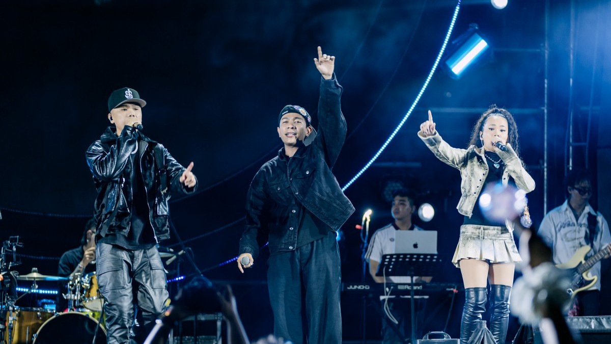 Hàng ngàn khán giả School Fest mùa 7 được một đêm chứng kiến nhiều thế hệ cùng viết tiếp giấc mơ hip-hop Việt