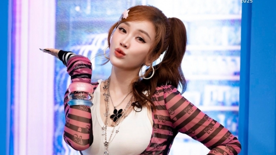 Bảo Thy hóa thân thành 'Công chúa bong bóng' thập niên 2000 trong 'Anh trai say hi'