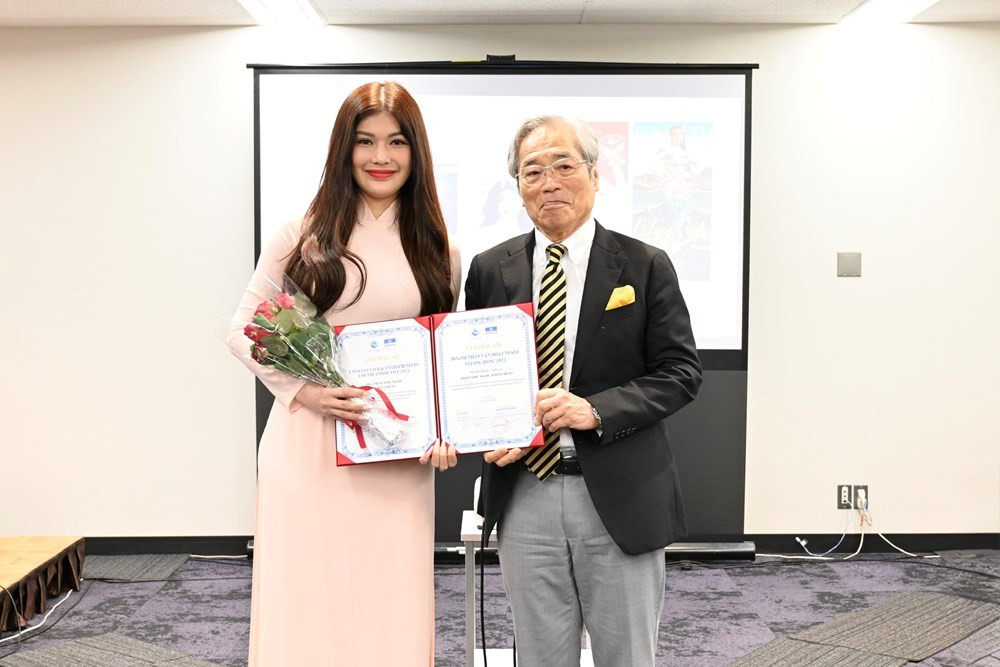 Nữ diễn viên Lily Chen được vinh danh tại Nhật Bản