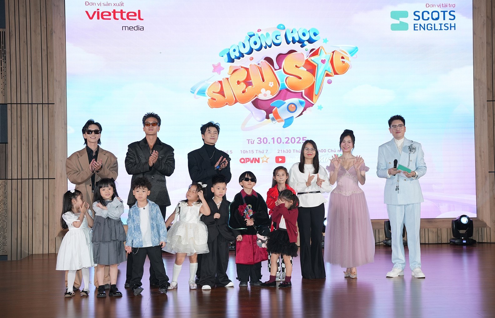 Dàn giáo viên đặc biệt của chương trình 'Trường học siêu sao'