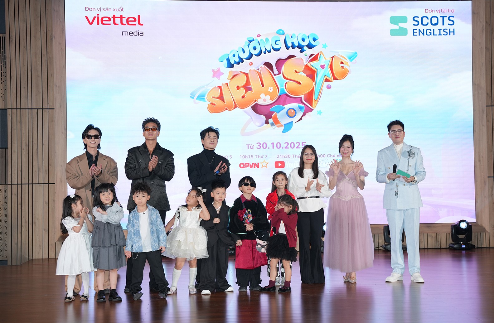 Dàn giáo viên đặc biệt của chương trình 'Trường học siêu sao'