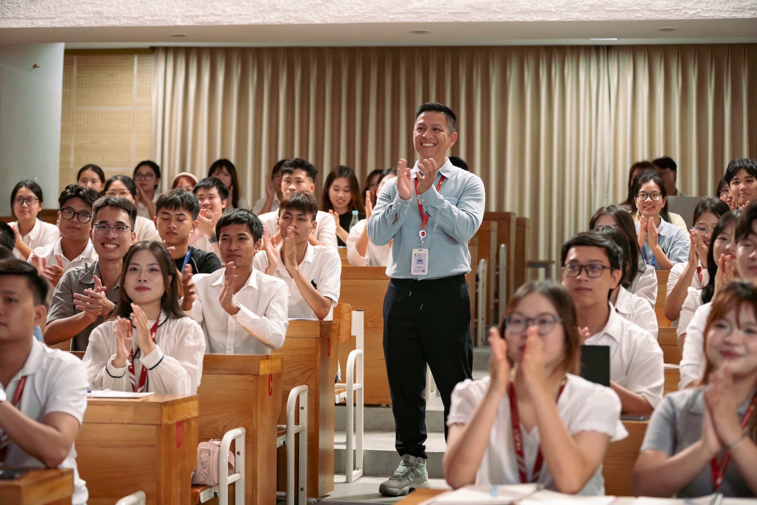 Chuyên gia an ninh mạng Hiếu PC làm cố vấn công nghệ cho phim 'Bà đừng buồn con'