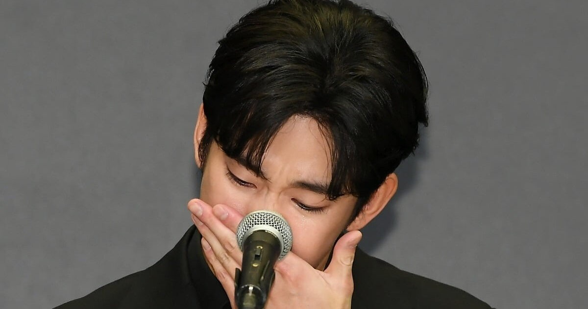 Kim Soo Hyun gọi gia đình Kim Sae Ron là 'tội phạm lừa đảo quốc gia'