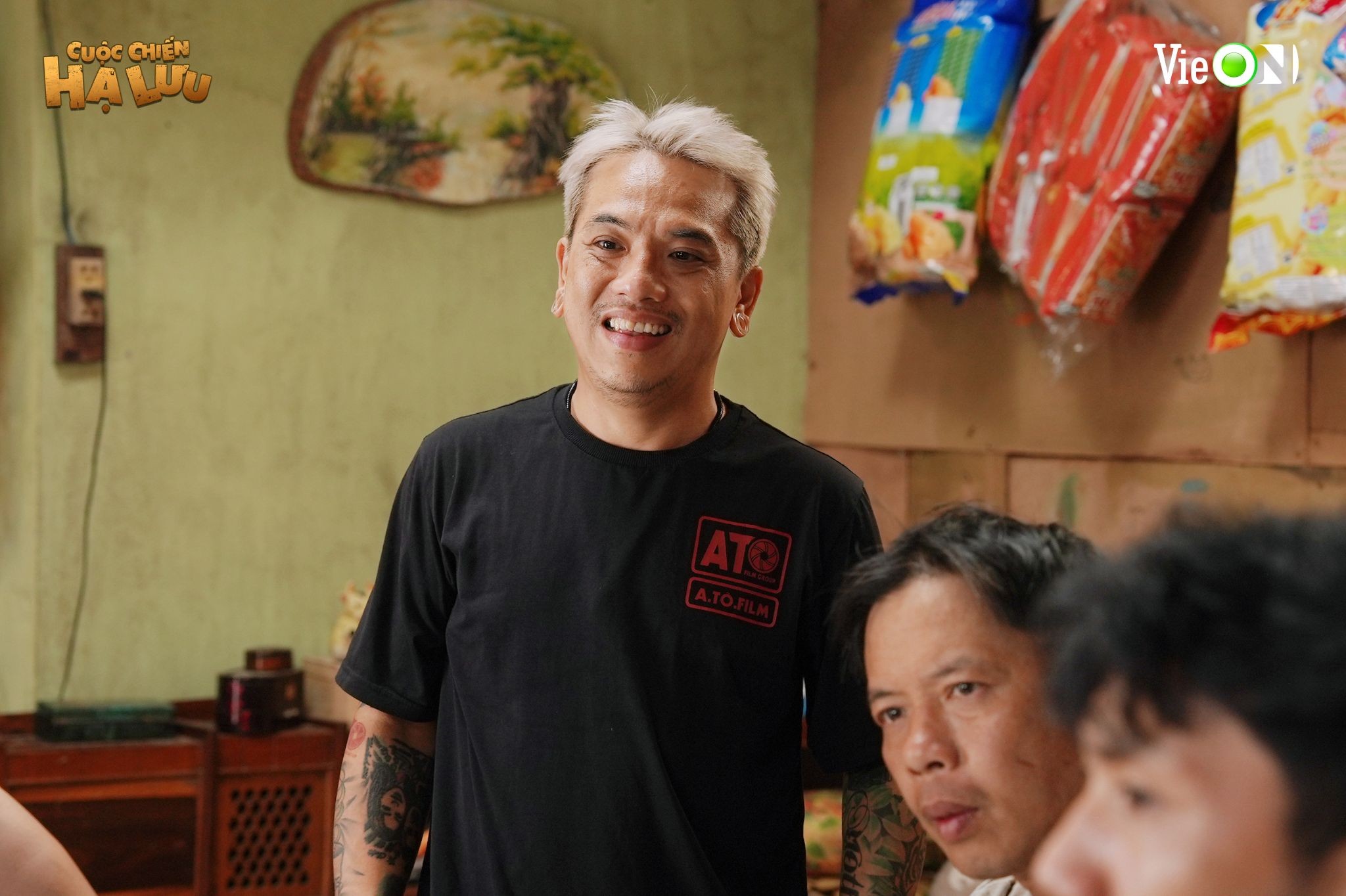 'Vợ nhặt' Lê Phương đóng vai chợ búa, ăn nói thô nhưng khán giả 'tấm tắc' khen hay