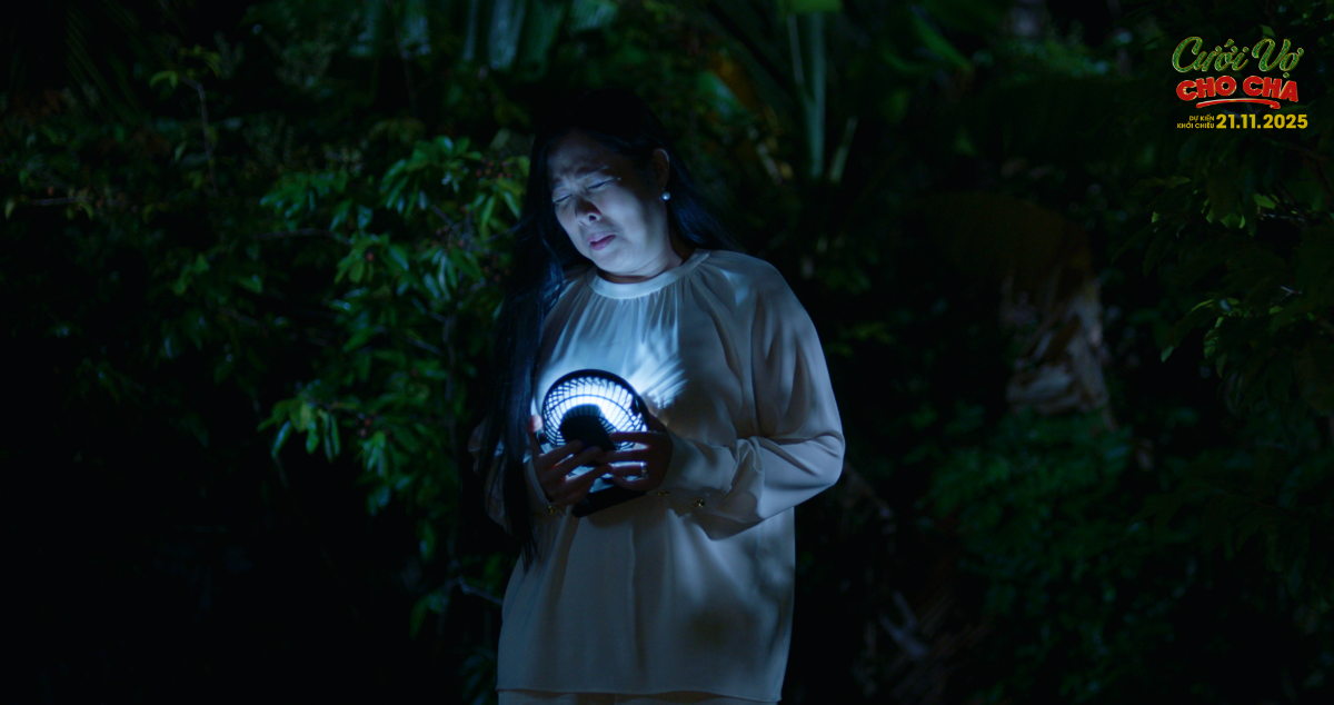 Xóm nhà lá trong 'Cưới vợ cho cha' lộ diện: Hồng Vân mỏi mòn đợi Hữu Châu 10 năm, Đình Khang hóa chàng khờ