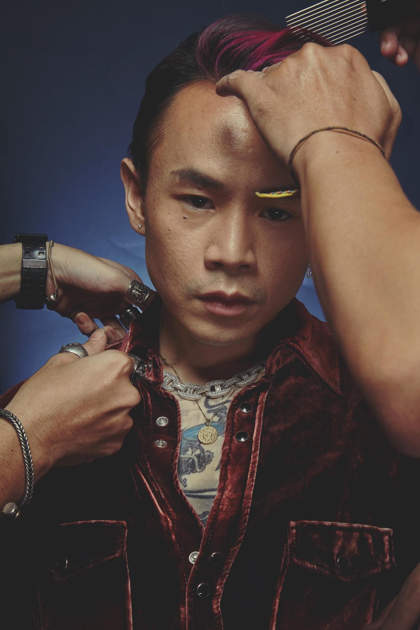 MV gây tranh cãi của Binz 'đột ngột biến mất' khỏi YouTube