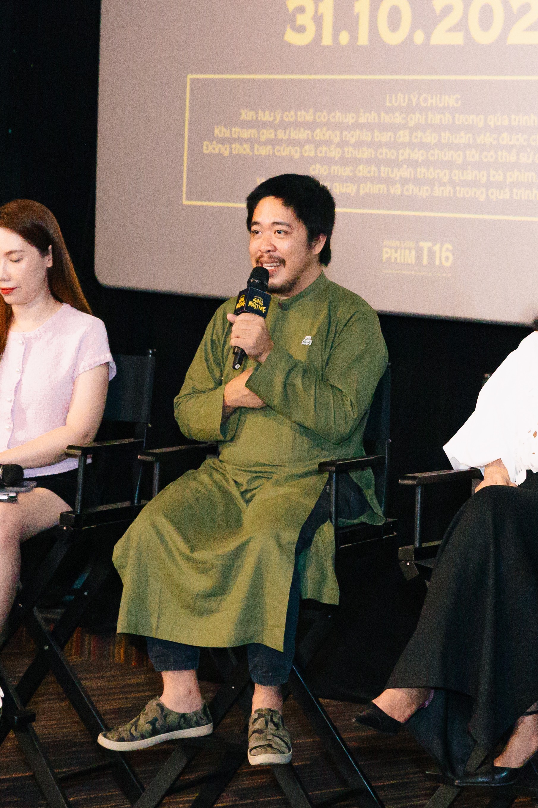 'Phá đám: Sinh nhật mẹ': Gieo hạt giống cảm xúc từ 'Hạnh phúc của tang gia' và ca khúc 'Bông hồng cài áo'