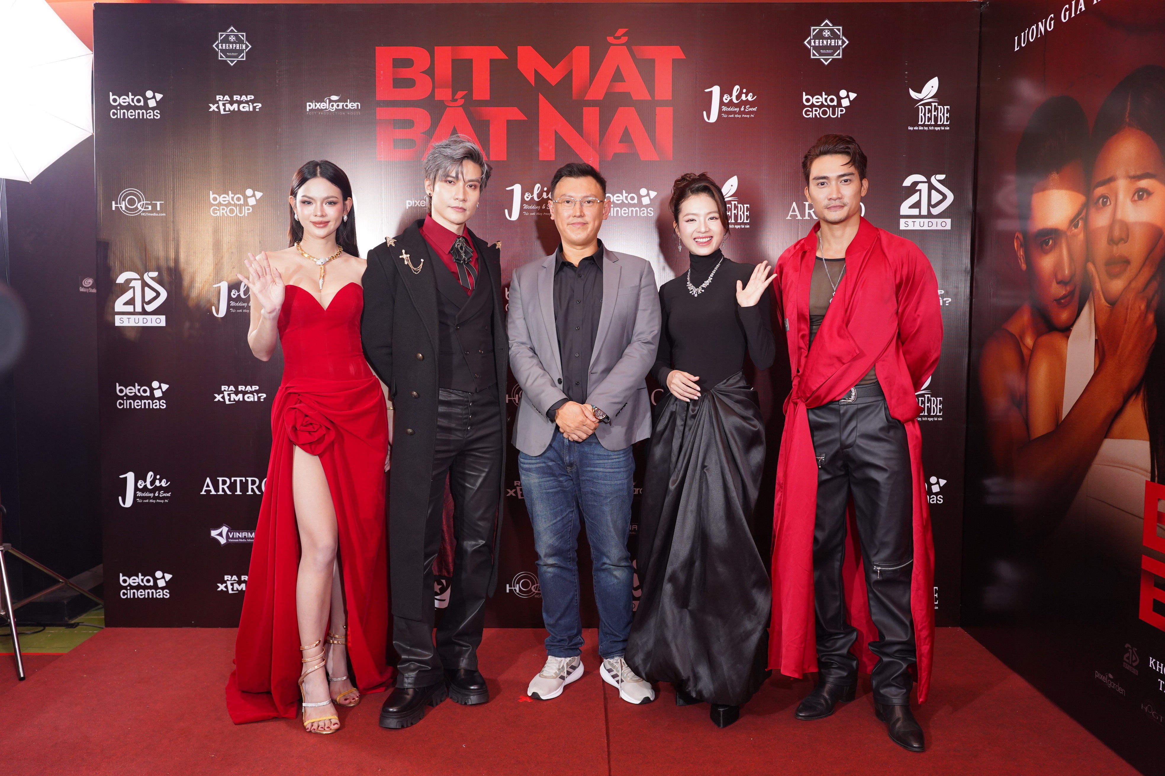 'Bịt mắt bắt nai': Bích Ngọc, Thái Trà My mong những cảnh 'nóng' được ghi nhận