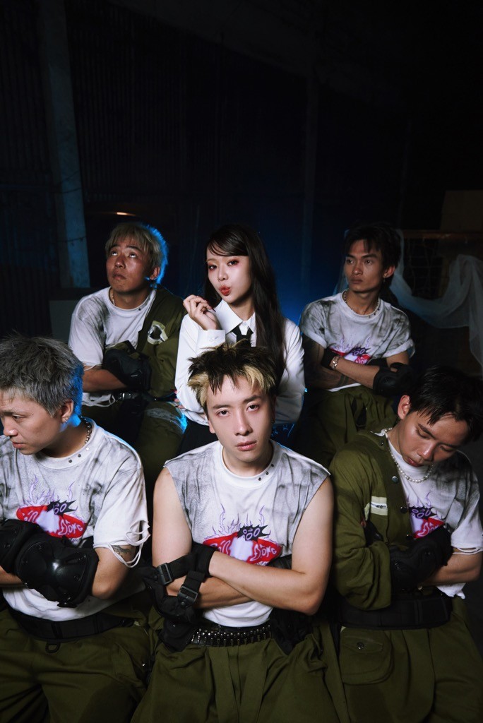 'Anh trai' Nicky và Jsol bắt tay truy lùng ma nữ - 'Em xinh' Yeolan trong MV 'Báo động Ỏ'