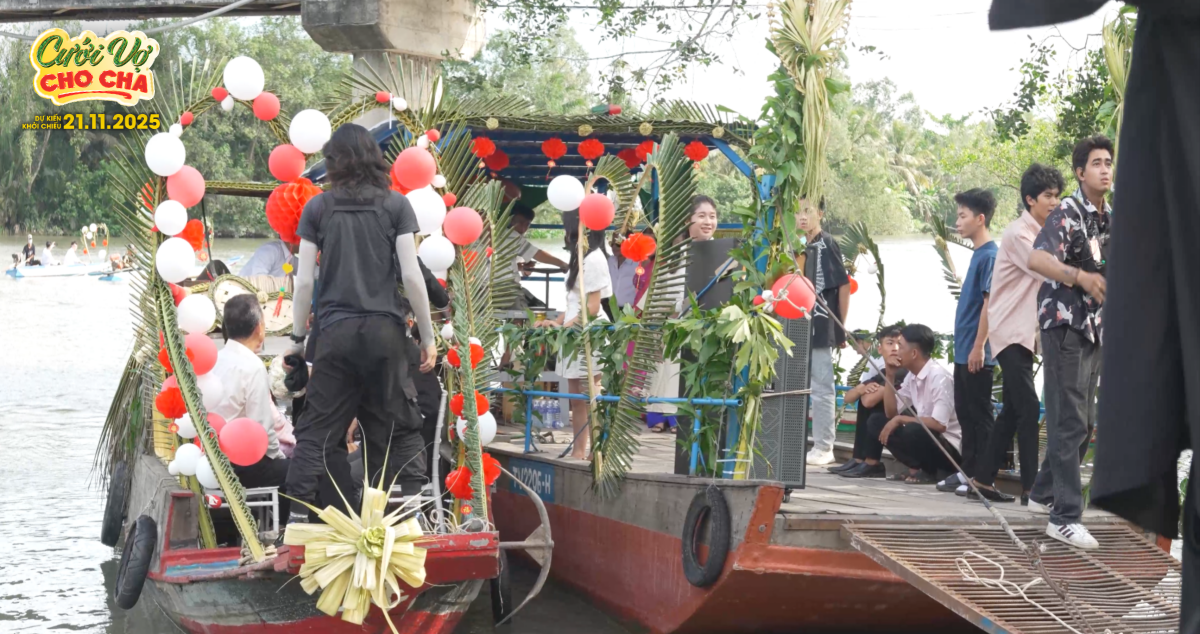 'Cưới vợ cho cha' hé lộ hậu trường về cảnh đám cưới miền Tây vui hết sảy