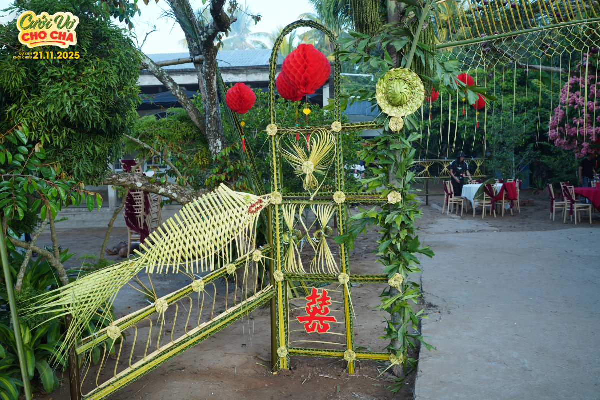 'Cưới vợ cho cha' hé lộ hậu trường về cảnh đám cưới miền Tây vui hết sảy