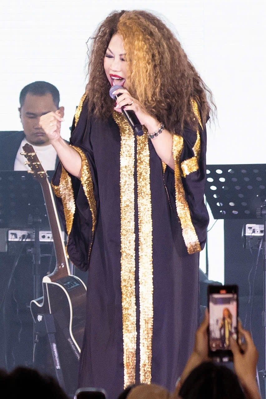 Siu Black bình phục sức khỏe sau điều trị, gia đình bác bỏ tin đồn thất thiệt