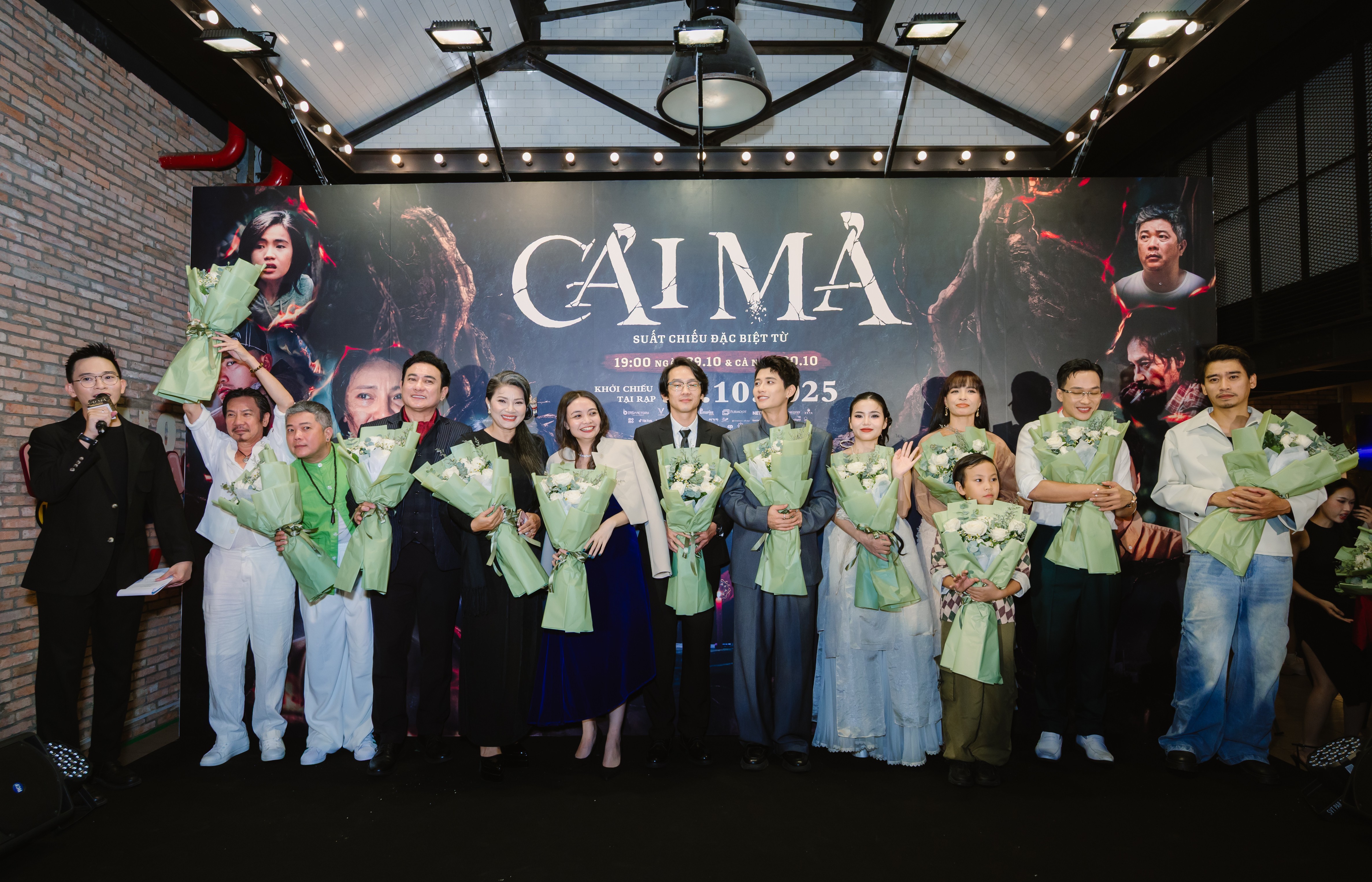 'Cải mả' gieo ám ảnh cho người xem sau suất chiếu đầu tiên